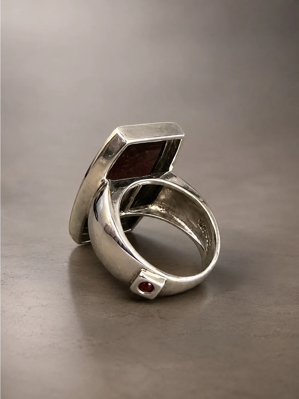 Estate Elle Sterling Silver Sandstone Ring with Signature Ruby 925
